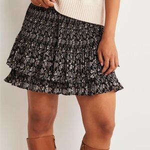 NWT Boden Plisse Mini Skirt Black, Prairie Garden
